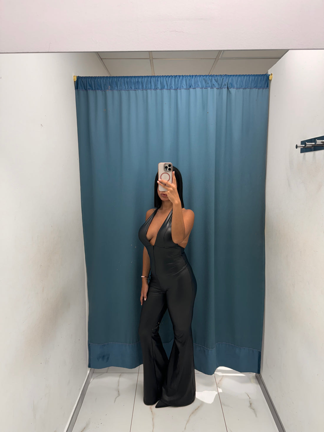 Bold & Chic – Tuta in Pelle 19388