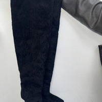 Soft Curve Suede Boots - 3307