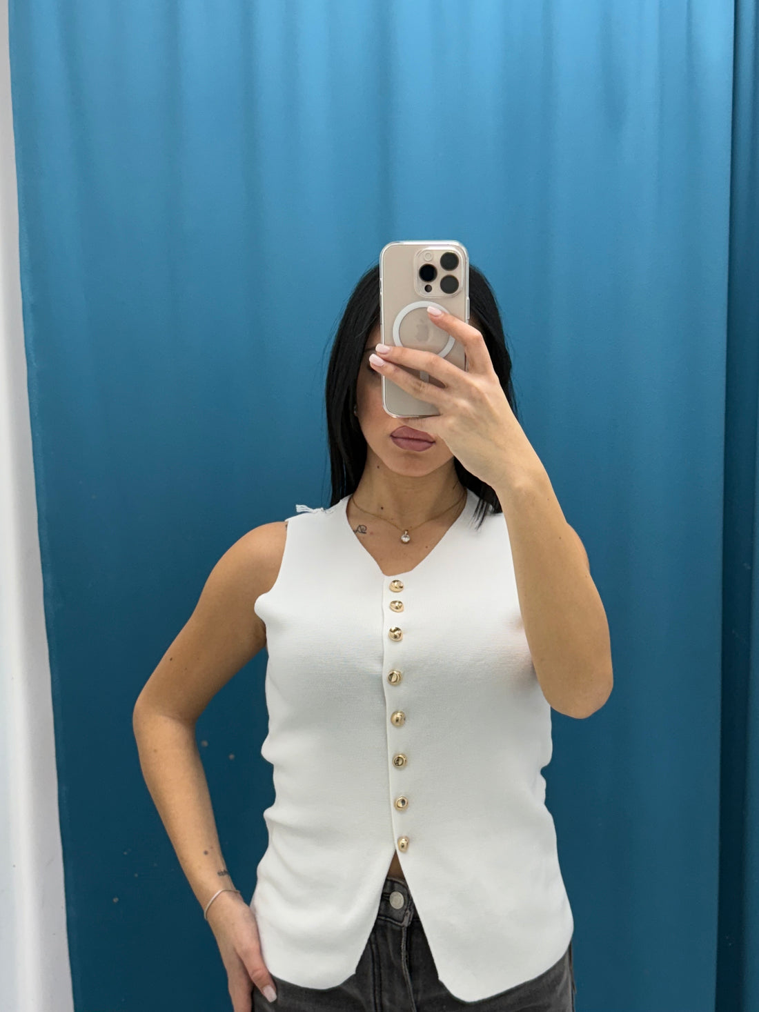 Gilet con bottoni 1600