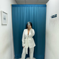 Tailleur con cintura 046