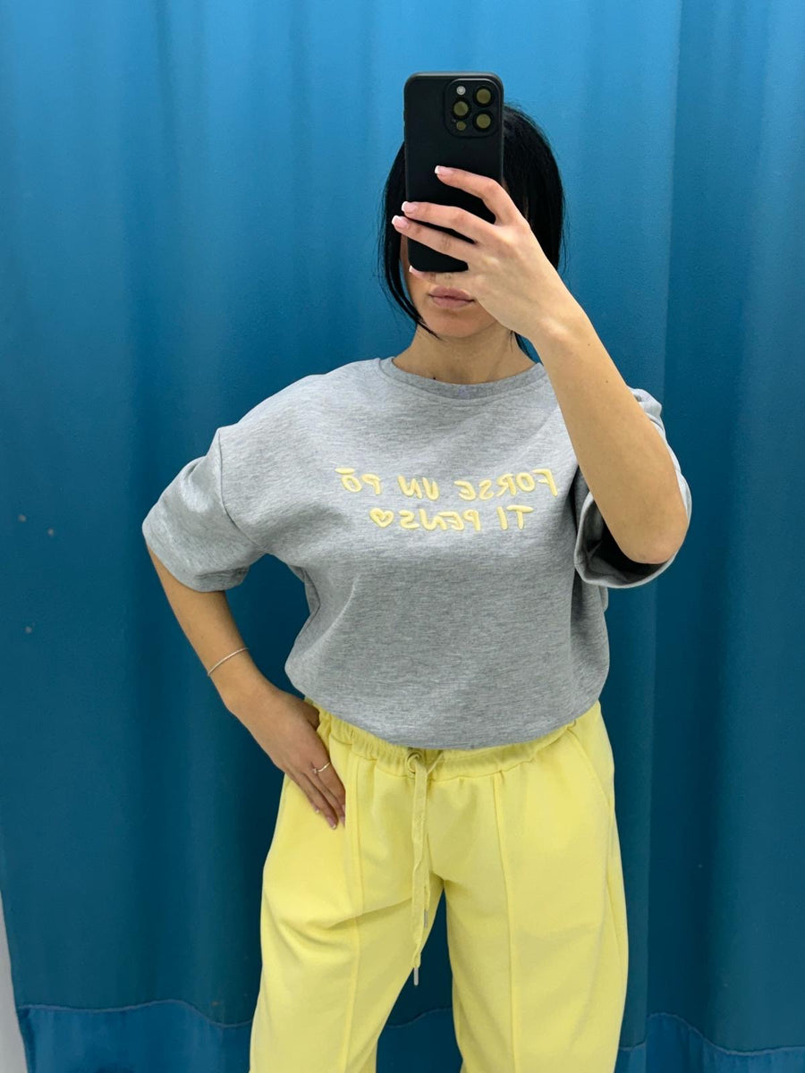 T-shirt con scritta 2530 Lumina