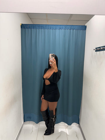 Vestitino Bella:Scollo Profondo e Maniche da Sogno 11162