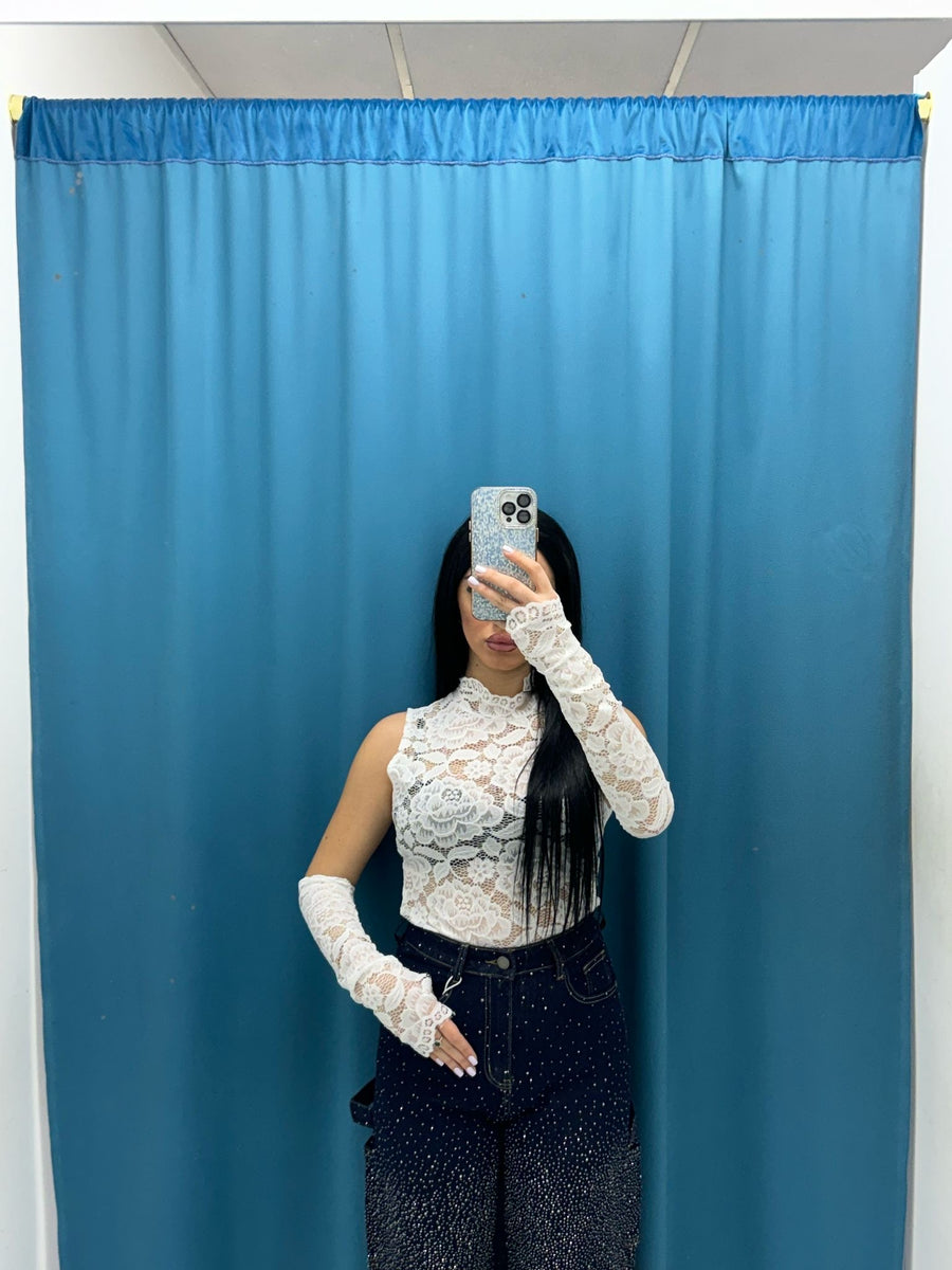 Body in pizzo con manicotti 6360