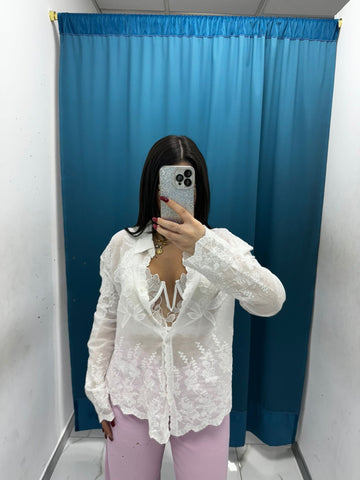 Camicia con ricami 481