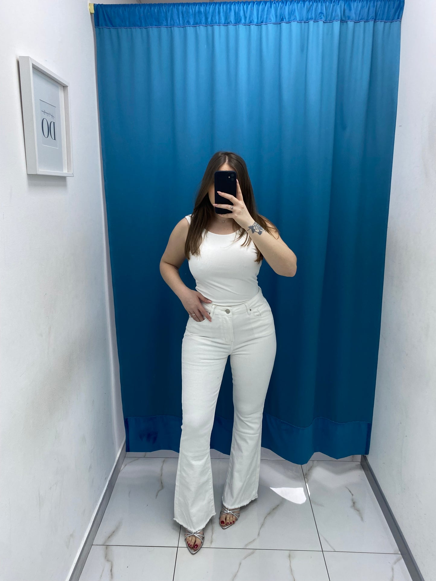 Jeans flare bianco 77791