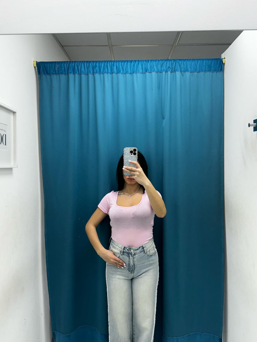 Body mezze maniche con scollo 5377
