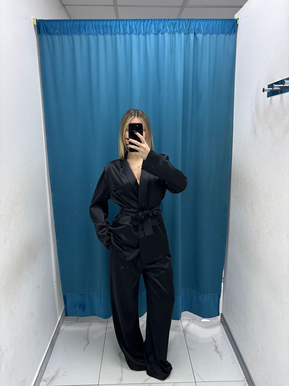 Tailleur “Satin Elegance”-87099