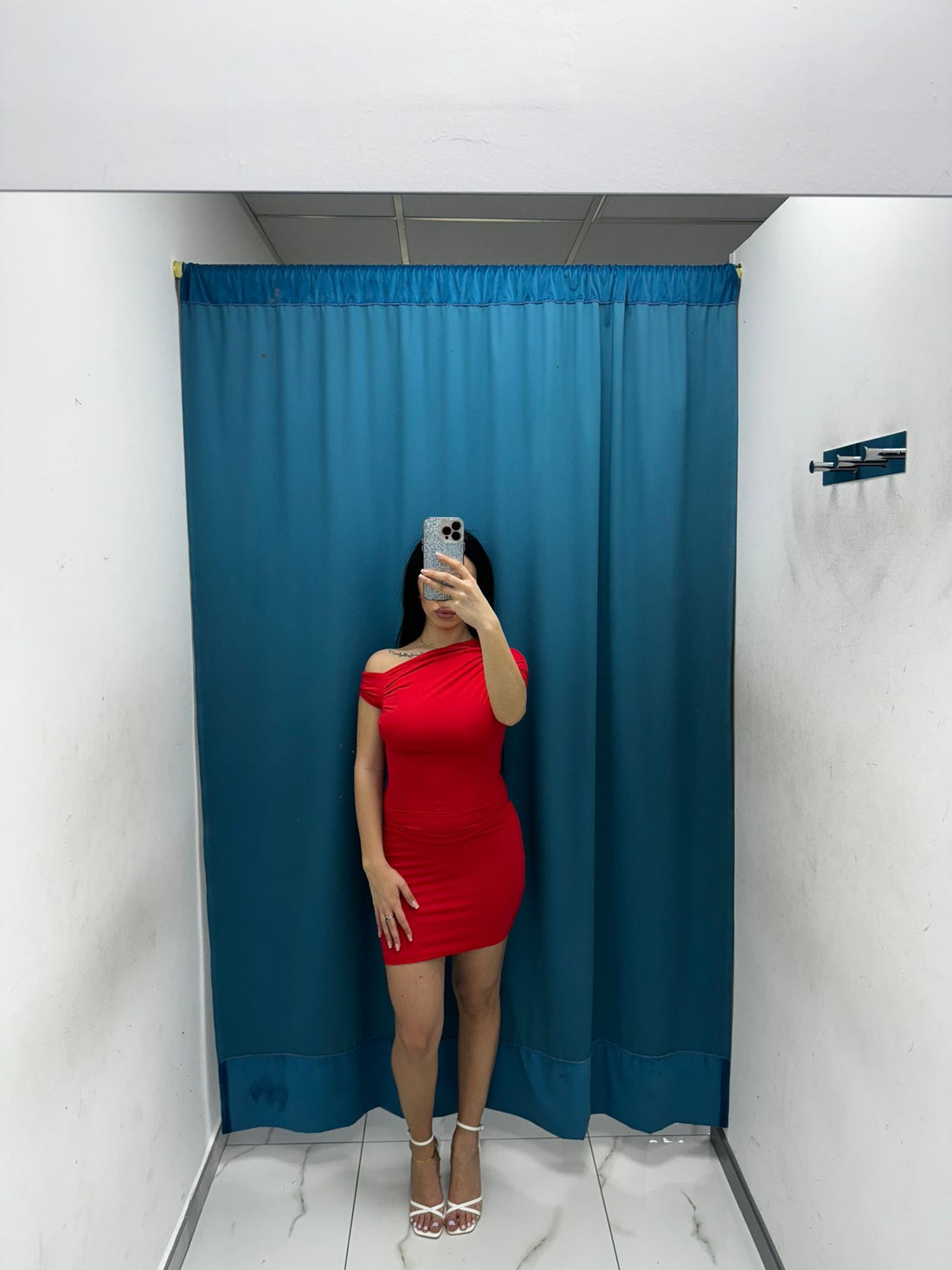 Vestito mezze maniche scollo laser 128182