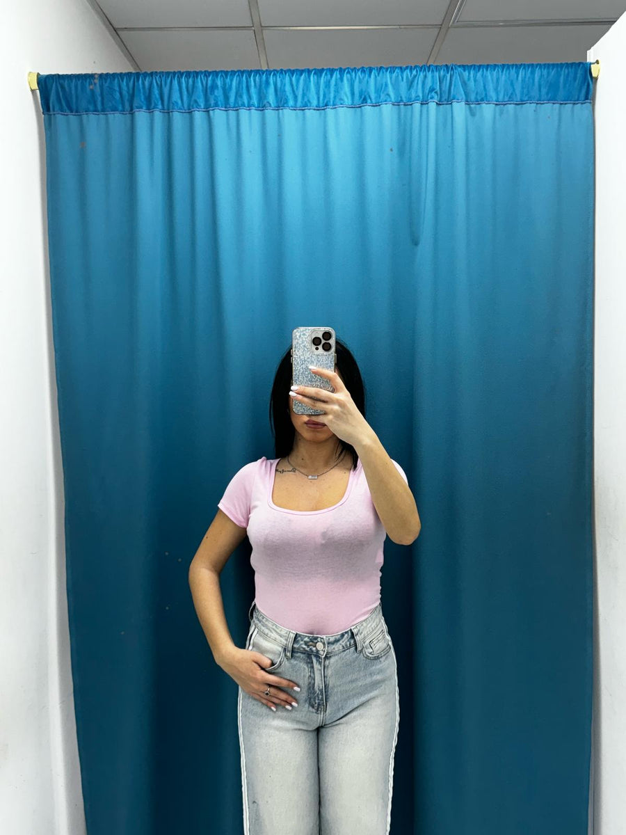 Body mezze maniche con scollo 5377