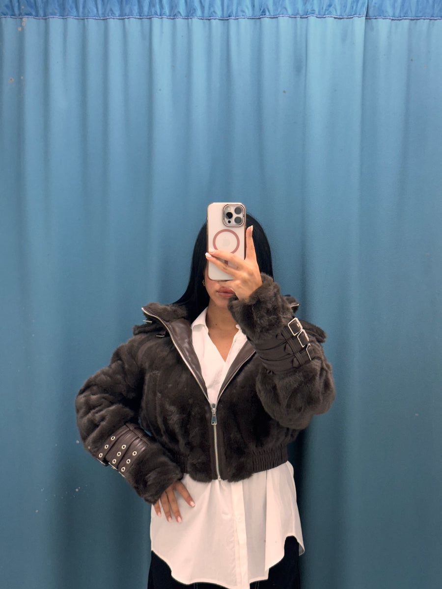 Fluffy Coutur-1027