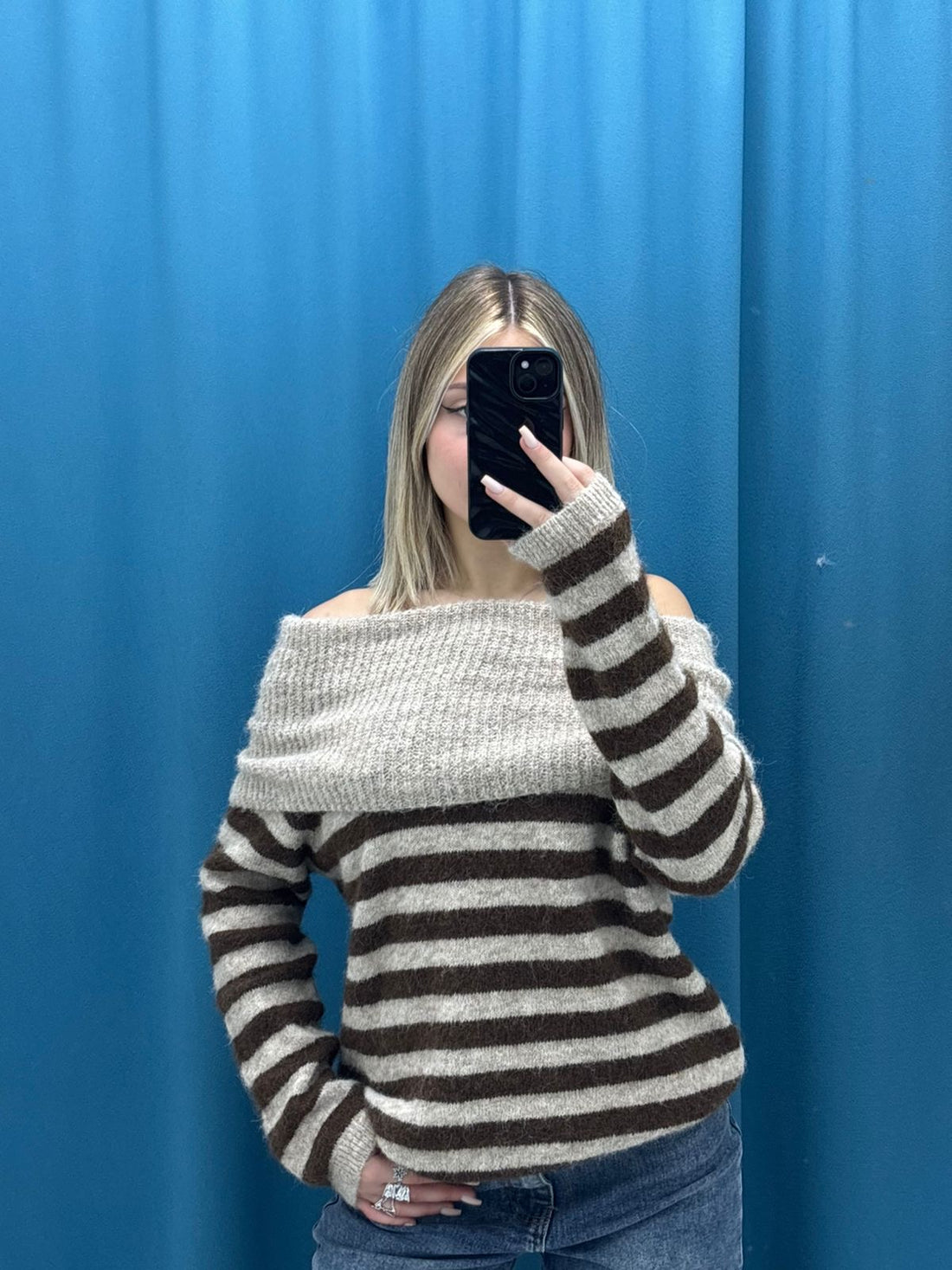 Off-Shoulder Coastline Knit - 3092