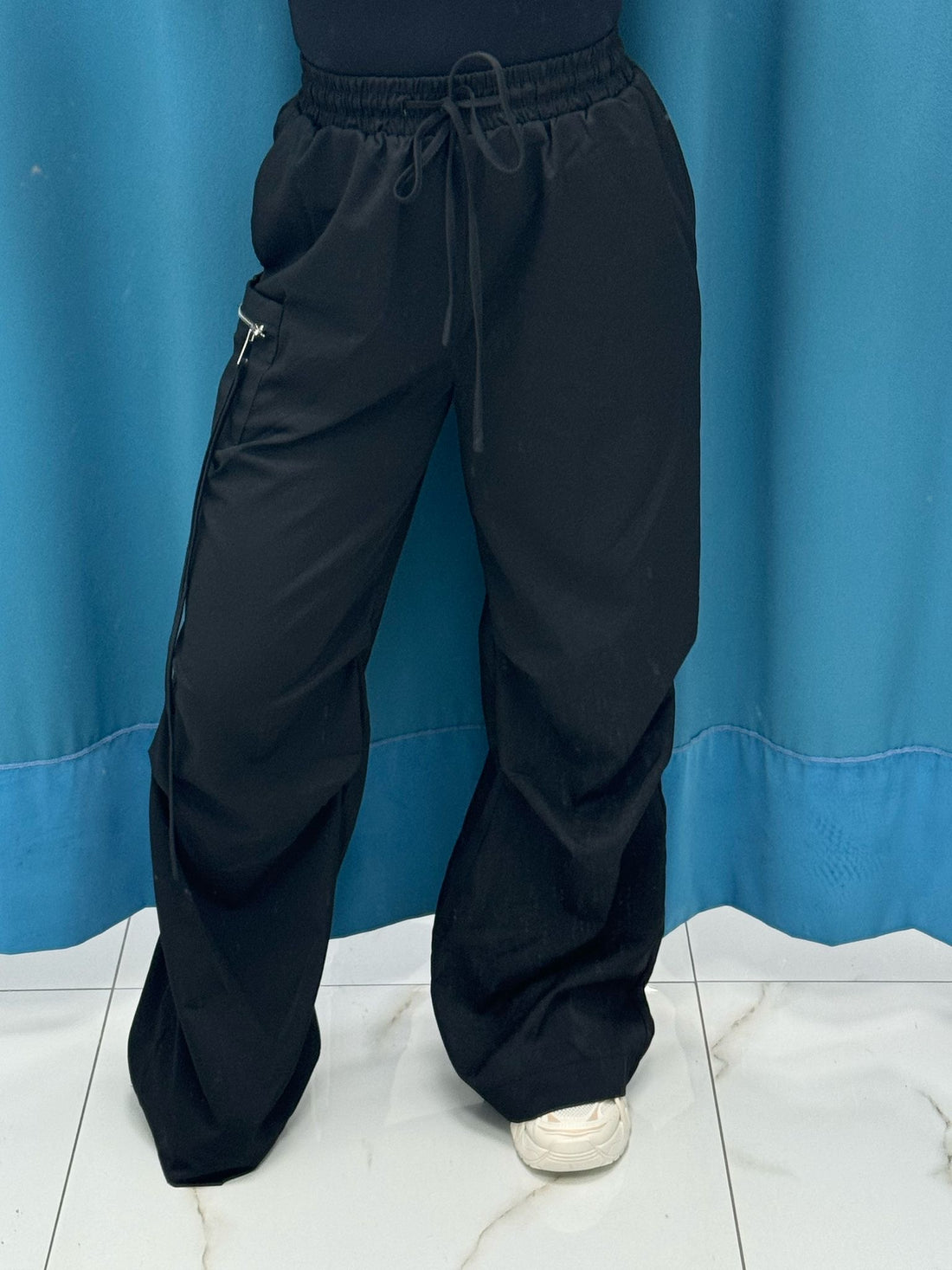 Pantalone con tasche 80127