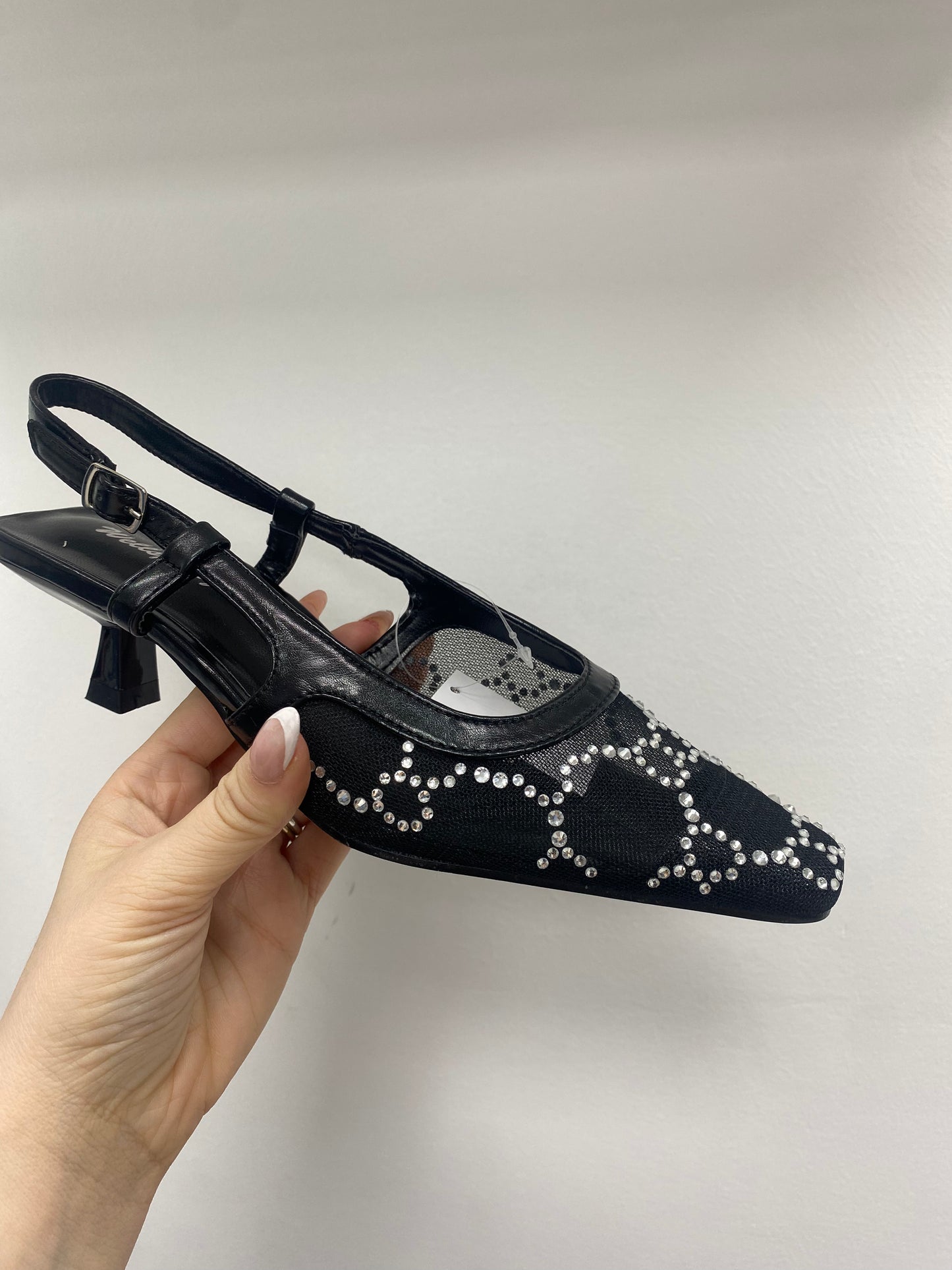 Décolleté slingback chic