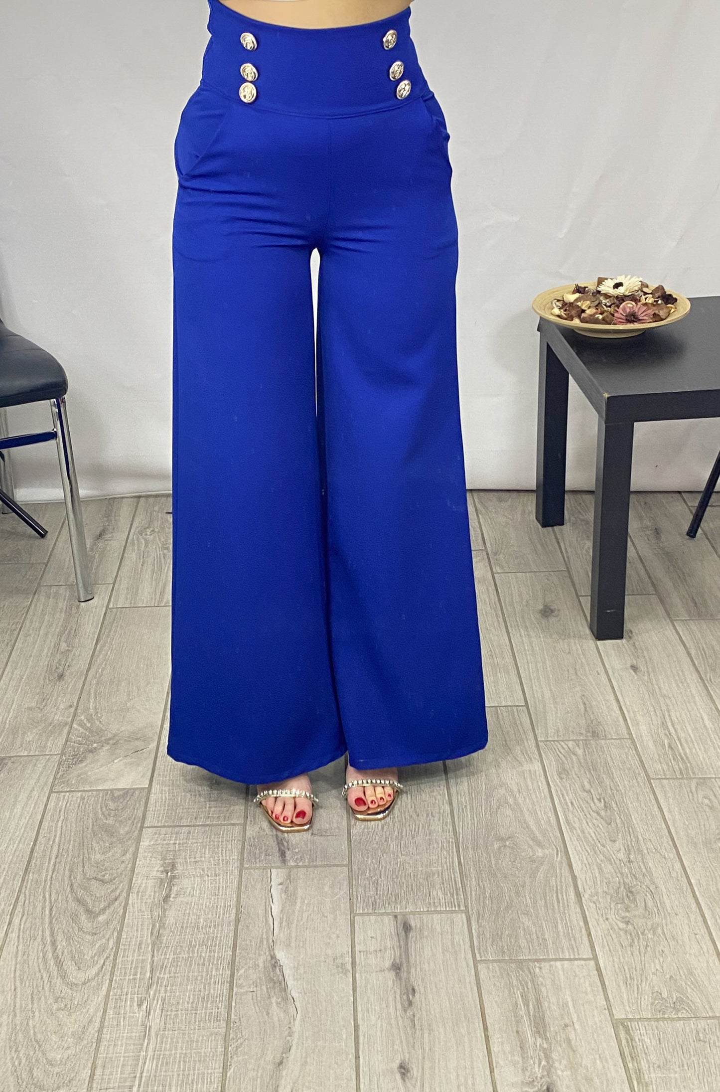 Pantalone a Palazzo con Bottoni