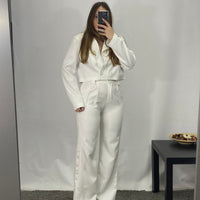 Tailleur giacca crop e pantalone bianco